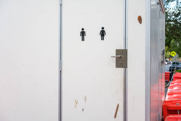 Portable Toilet Options We Offer in Baywood, NY